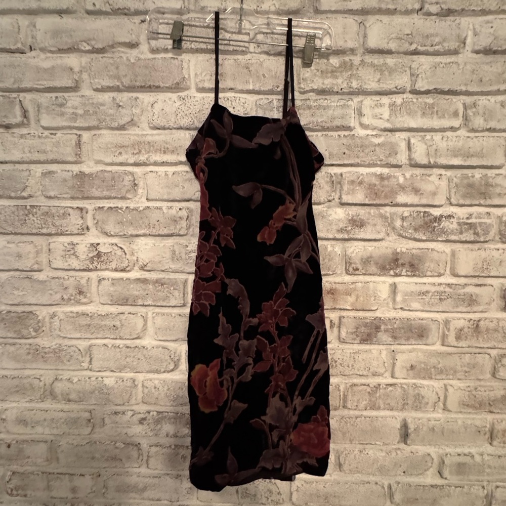 Pookie and Sebastian velvet burnout backless Floral Black Dress